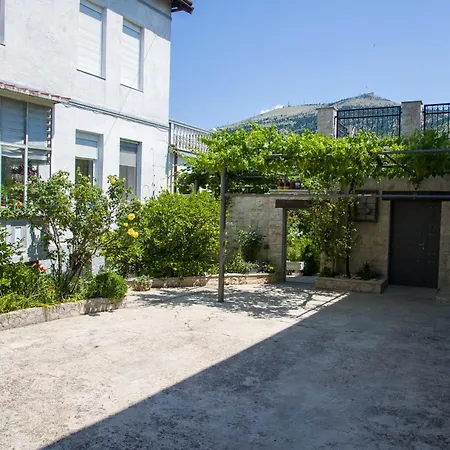 Apartament Dva Mosta *